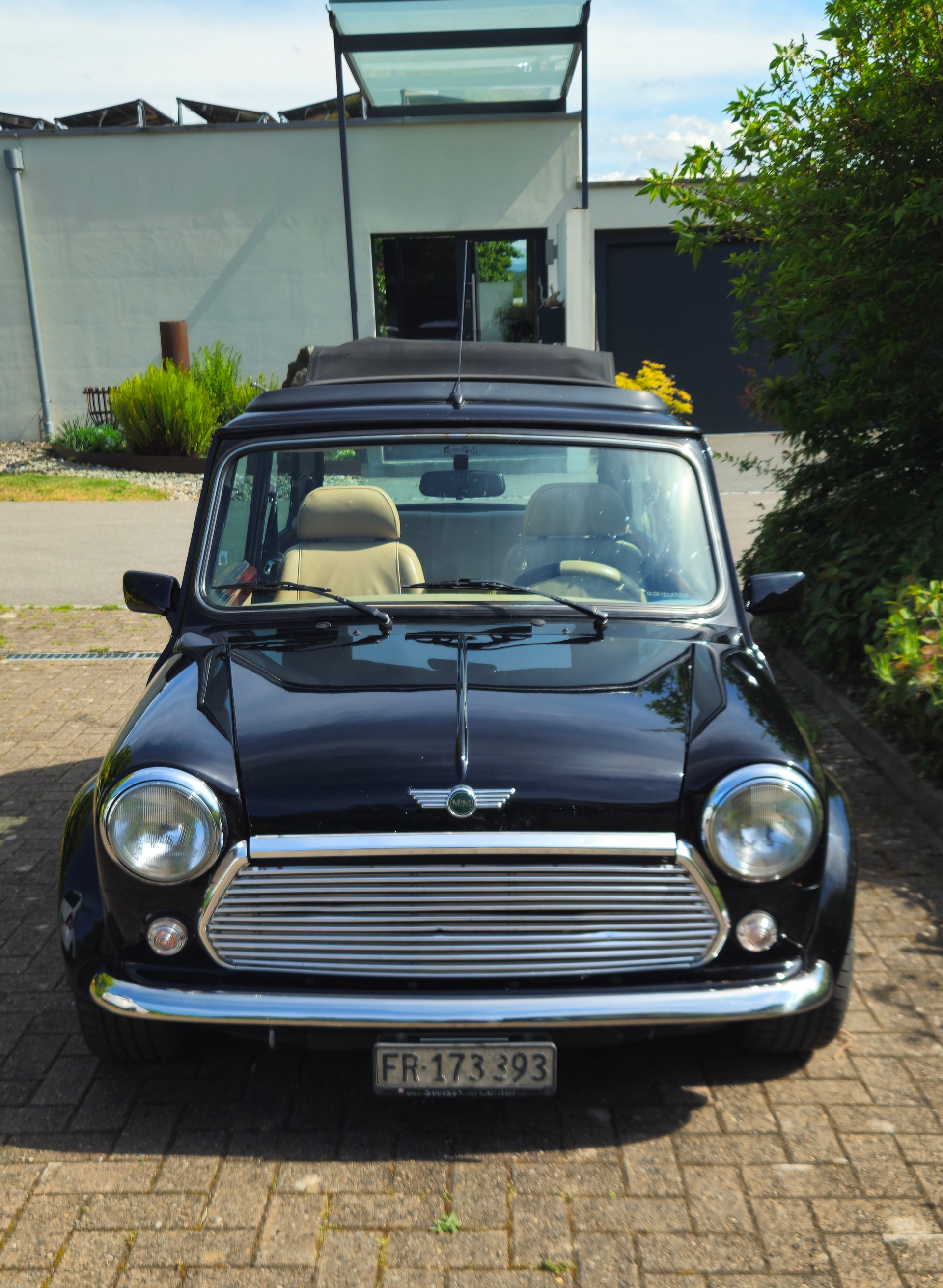 MINI 1.3i One Knightsbridge-image-0