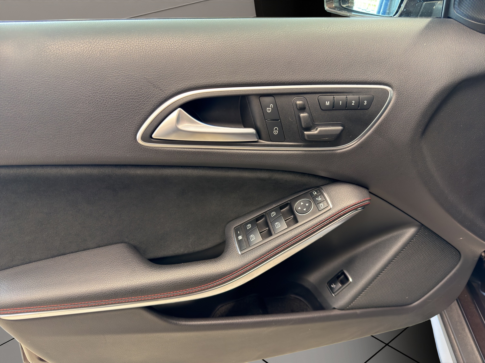 Image MERCEDES-BENZ GLA-250 GLA 250 AMG Line 4Matic