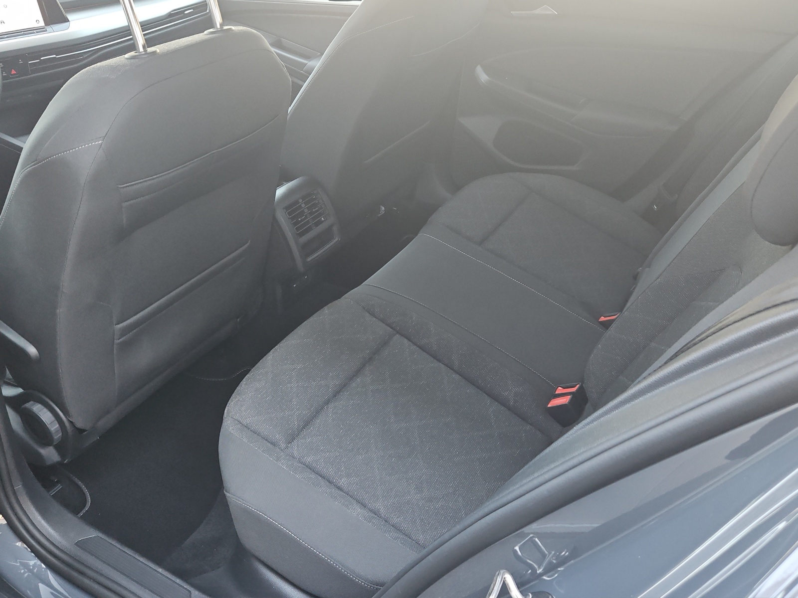 VW Golf 1.5 e TSI ACT 75 Edition DSG-image-19