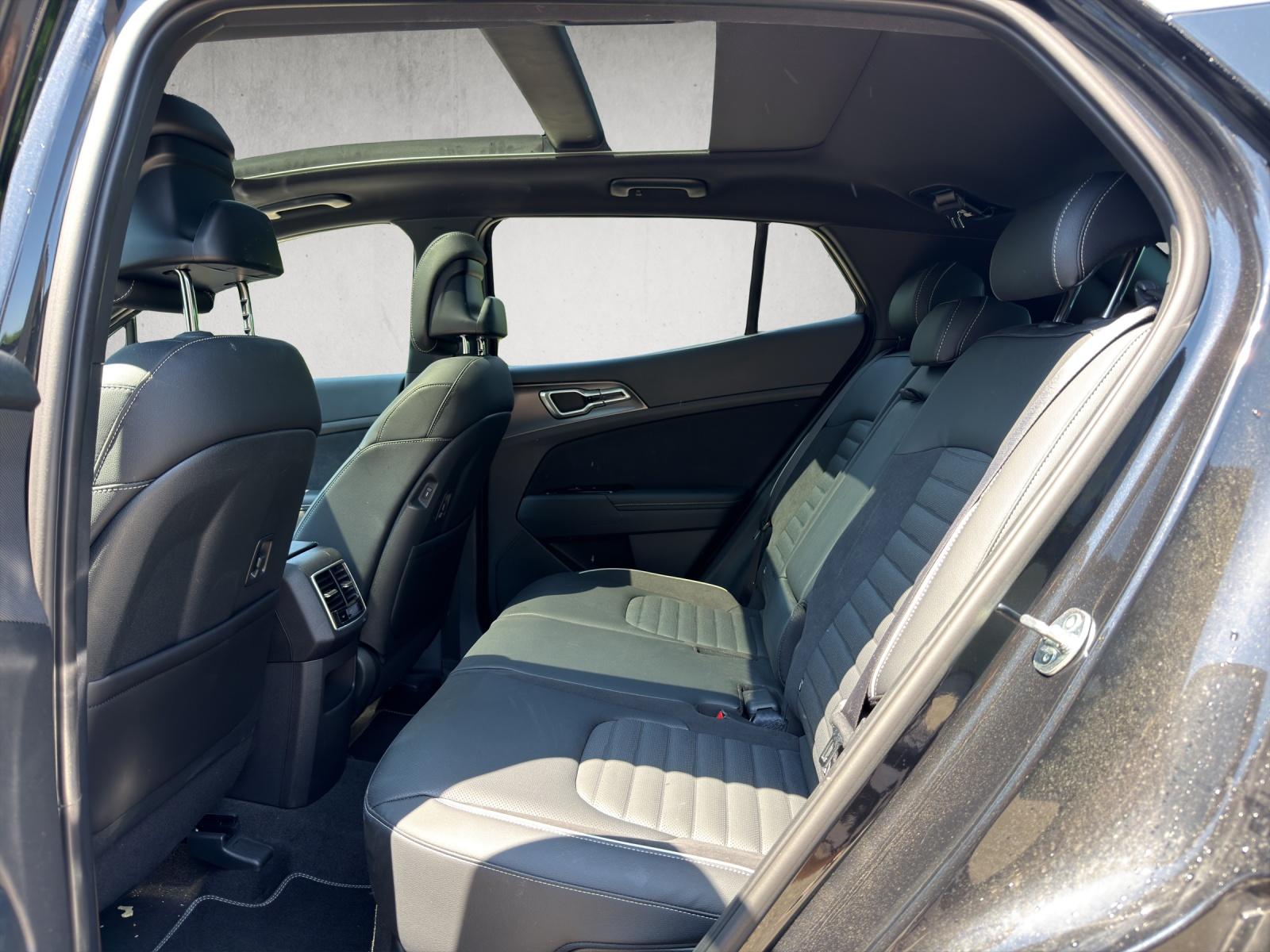 KIA Sportage 1.6 T-GDi Hybrid GT-Line-image-14