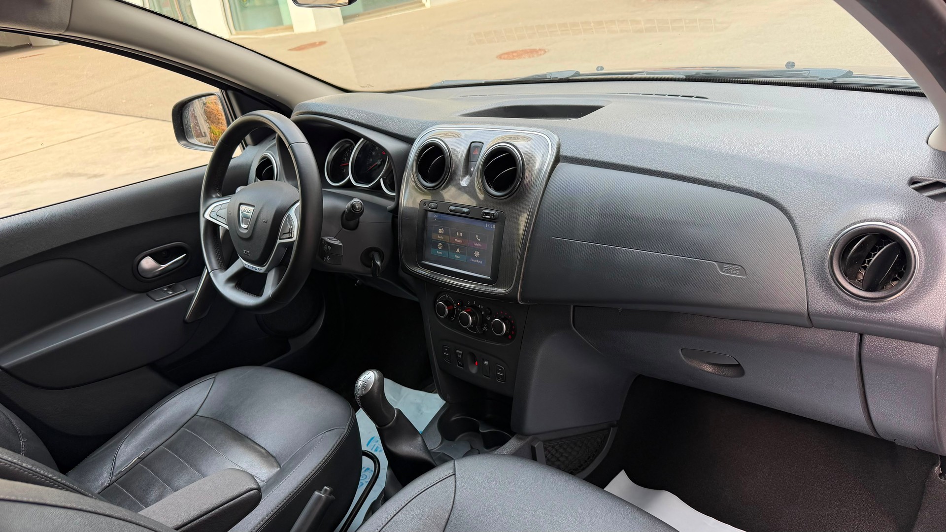 DACIA Sandero Tce 90 Stepway-image-7