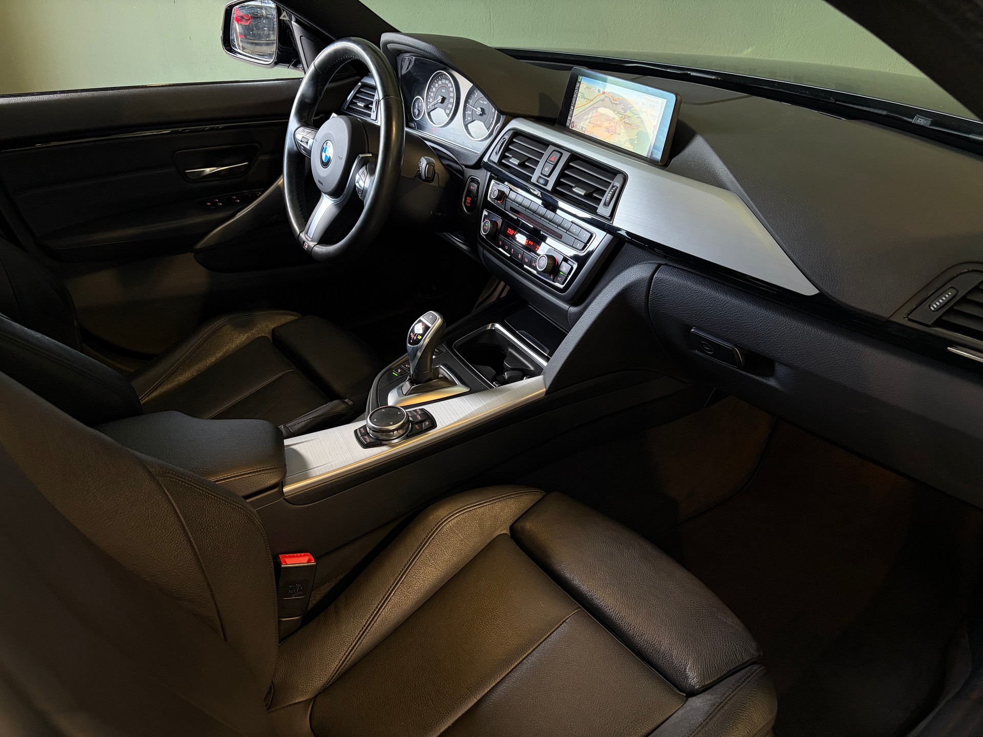 BMW 428i Gran Coupé xDrive ***M-Sport***-image-14