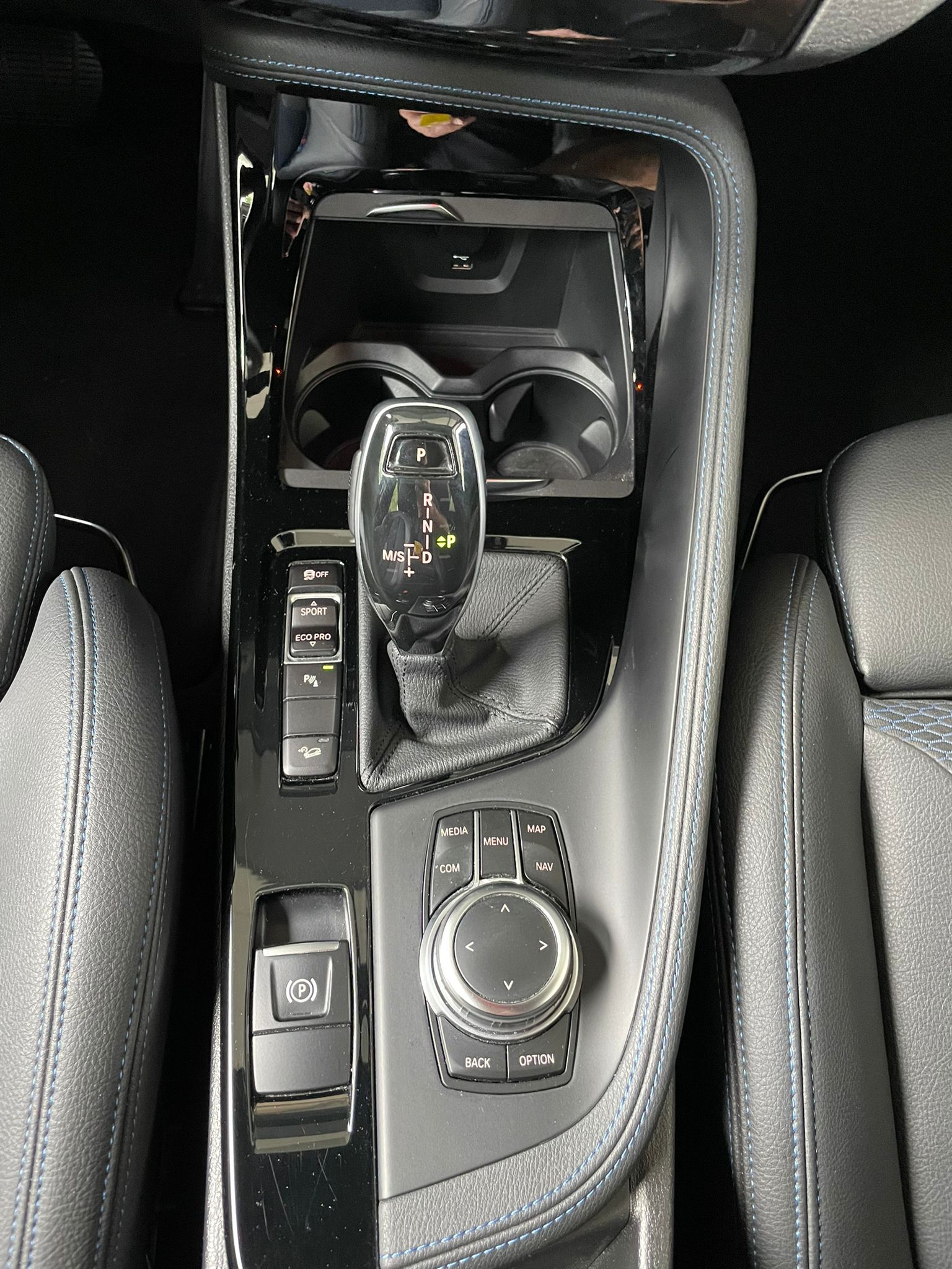 BMW X1 20d xDrive-image-9