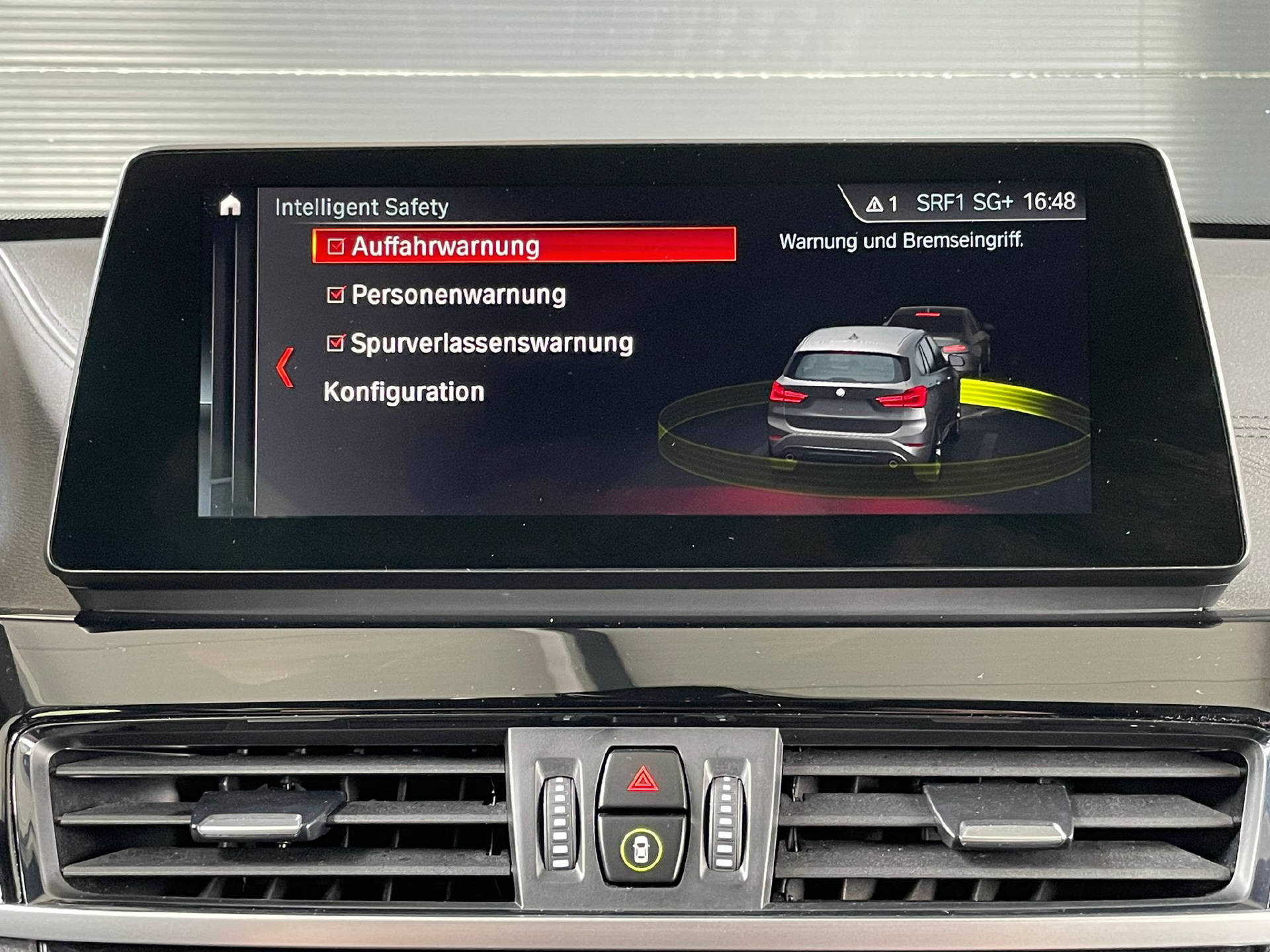 BMW X1 20d xDrive-image-10