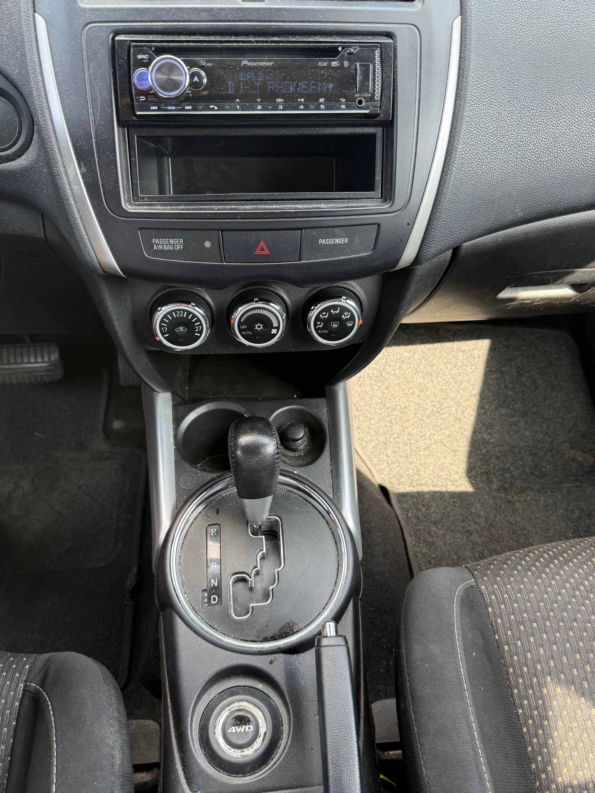 MITSUBISHI ASX 2.2 DID Navigator 4WD Automatic-image-7