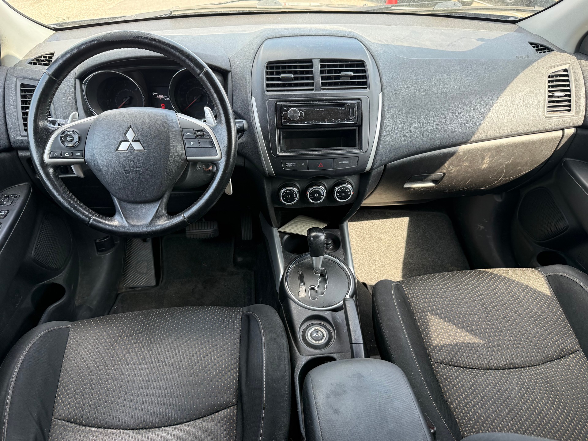 MITSUBISHI ASX 2.2 DID Navigator 4WD Automatic-image-6