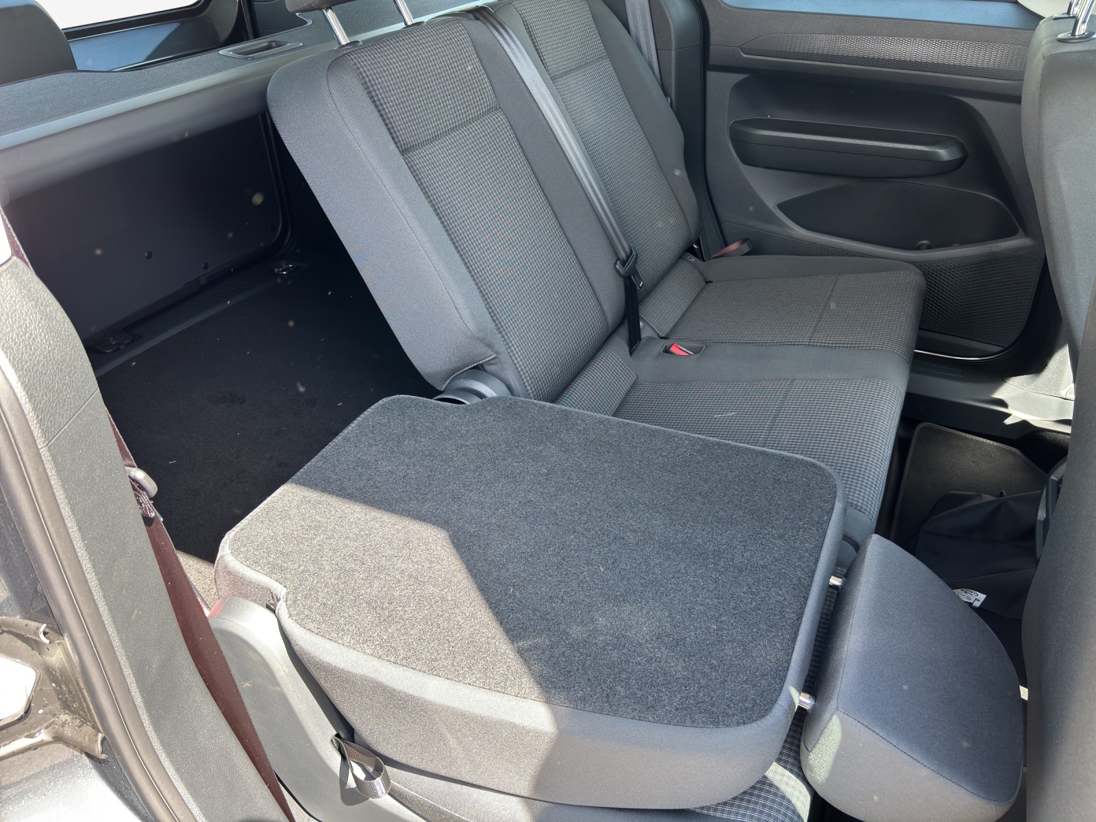 VW Caddy 1.5 TSI Plug in Hybrid Liberty DSG-image-13