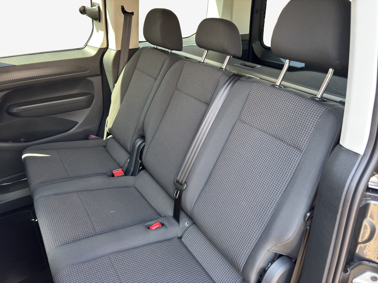 VW Caddy 1.5 TSI Plug in Hybrid Liberty DSG-image-11