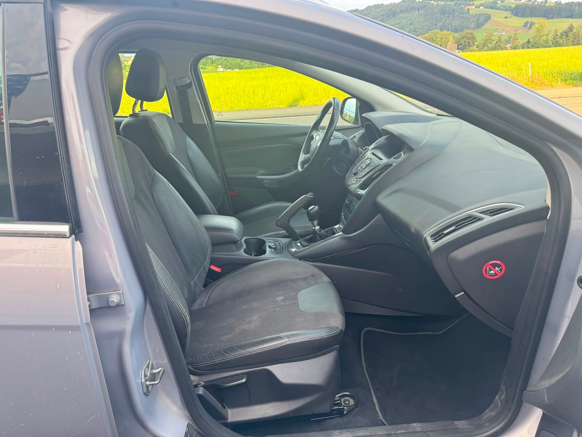 FORD Focus 1.6 SCTi Titanium-image-10