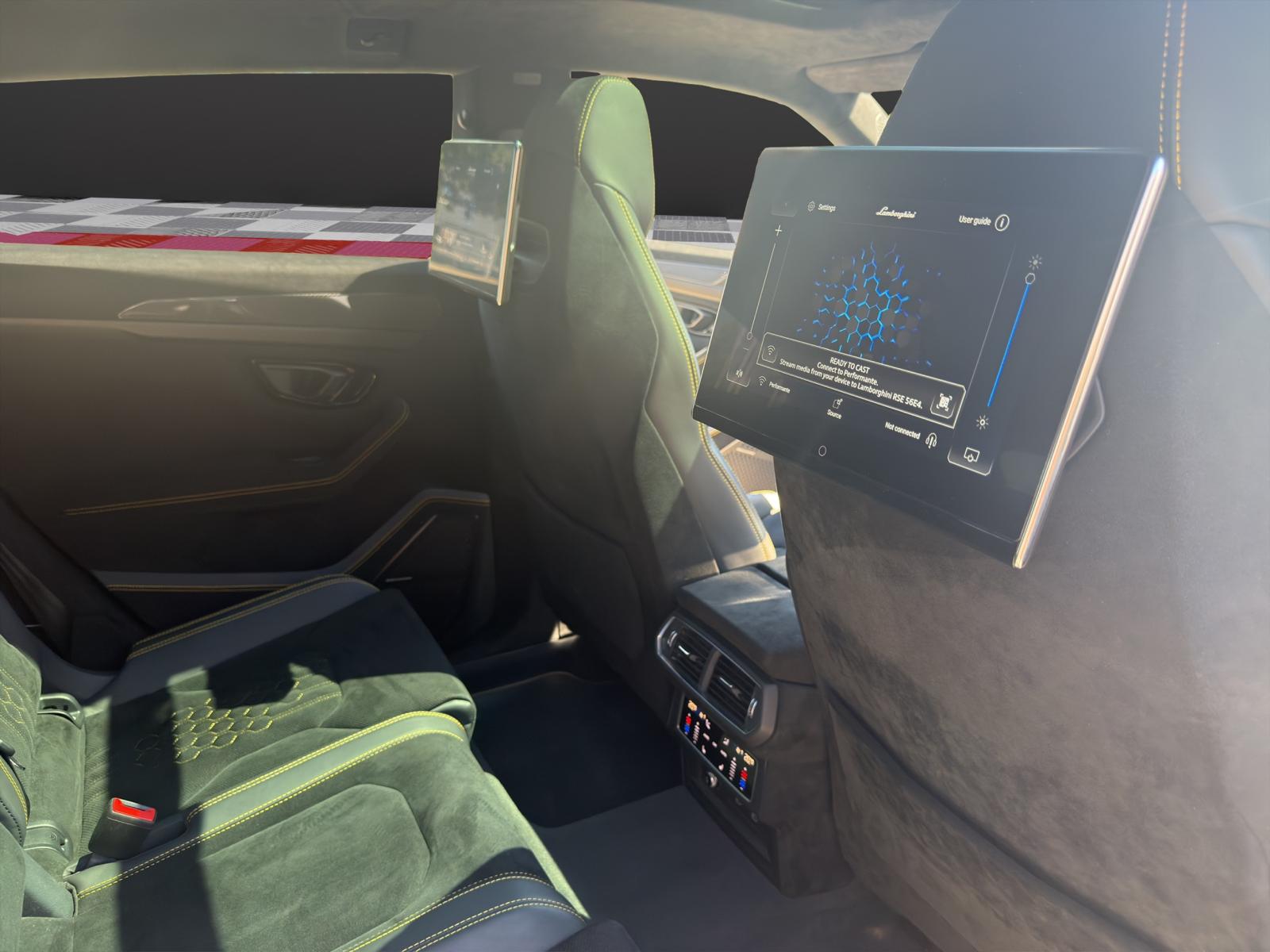 LAMBORGHINI Urus Perfomante-image-14