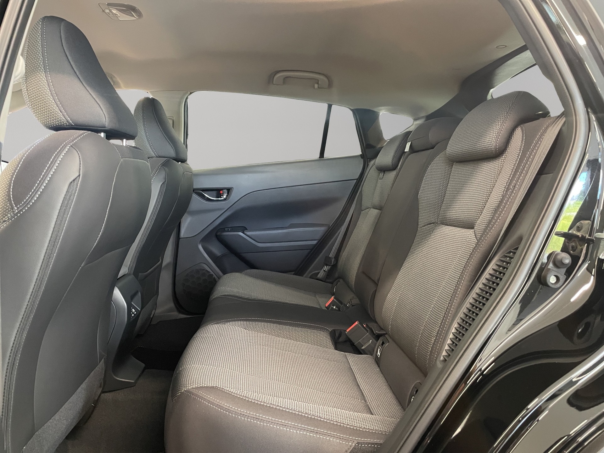 SUBARU Crosstrek 2.0i e-Boxer Passion-image-7