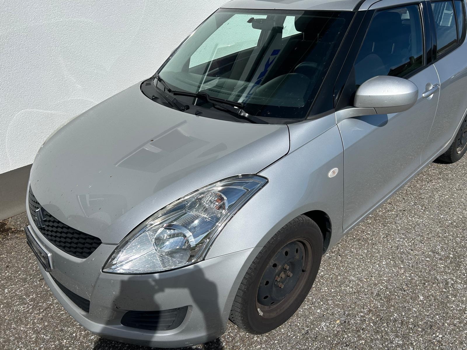 SUZUKI Swift 1.2i 16V GL Sergio Cellano-image-2