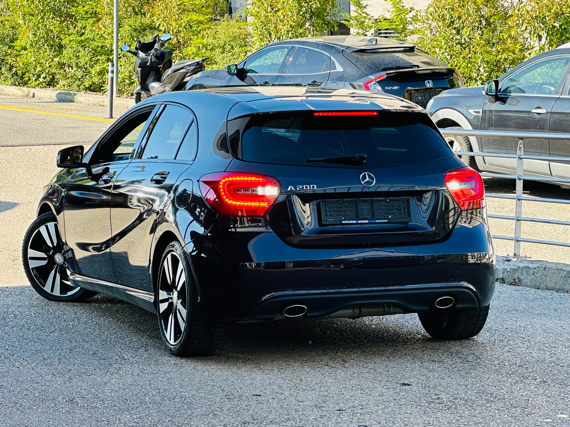 MERCEDES-BENZ A 200 Style-image-6