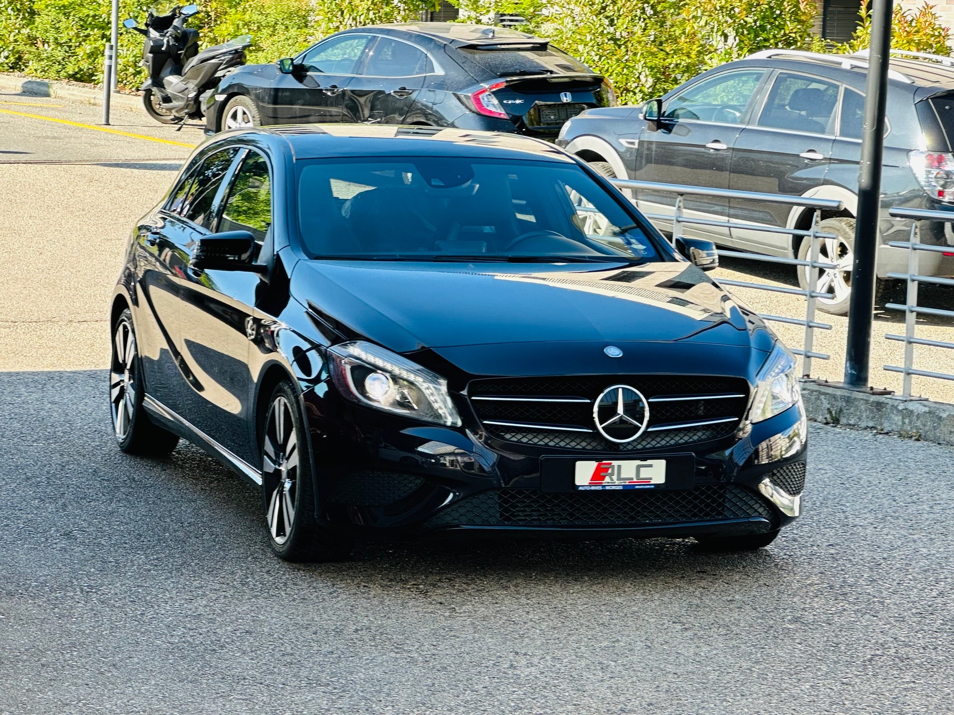 MERCEDES-BENZ A 200 Style-image-3