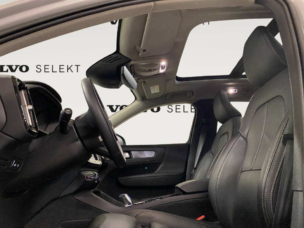VOLVO XC40 1.5 T5 PiH Ultimate Dark-image-6