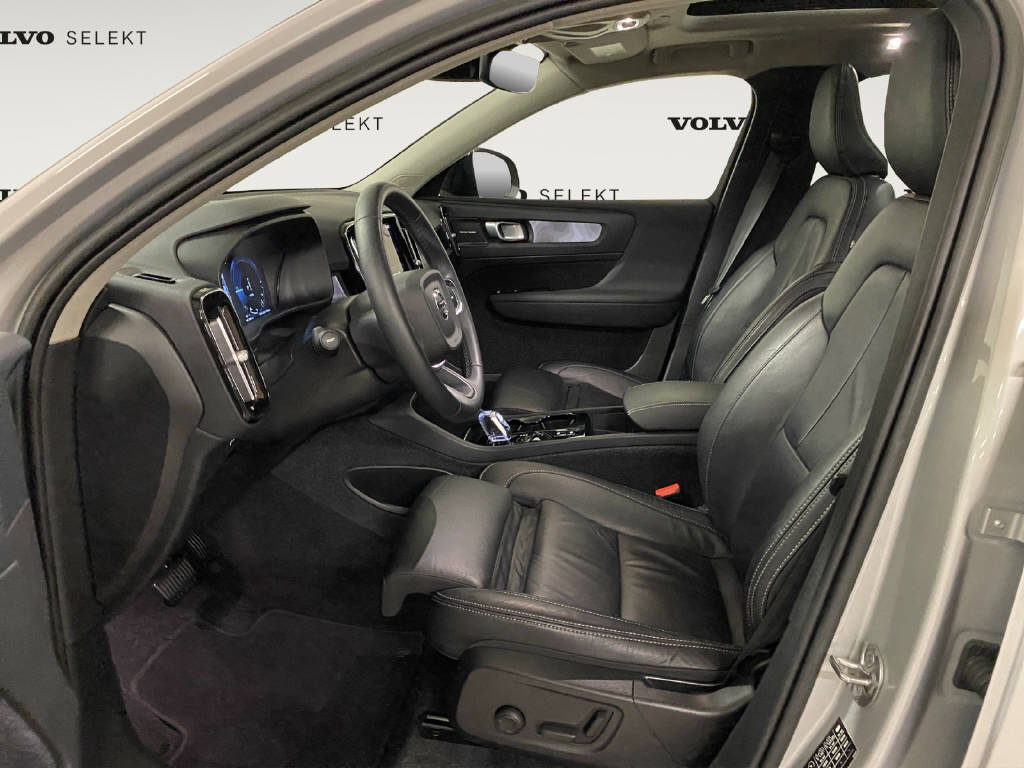 VOLVO XC40 1.5 T5 PiH Ultimate Dark-image-5