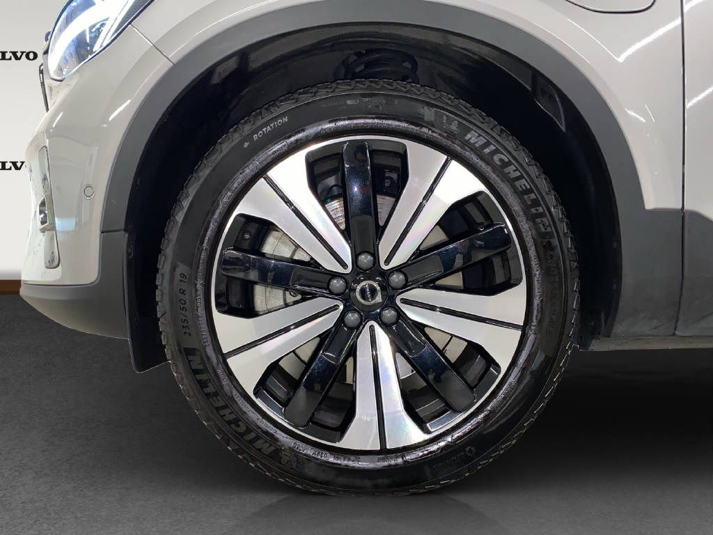 VOLVO XC40 1.5 T5 PiH Ultimate Dark-image-14