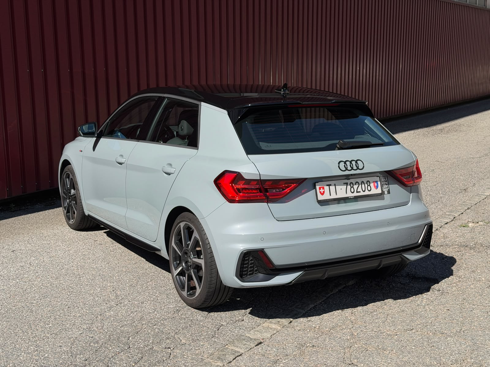 AUDI A1 Sportback 35 TFSI S Line S-tronic-image-3