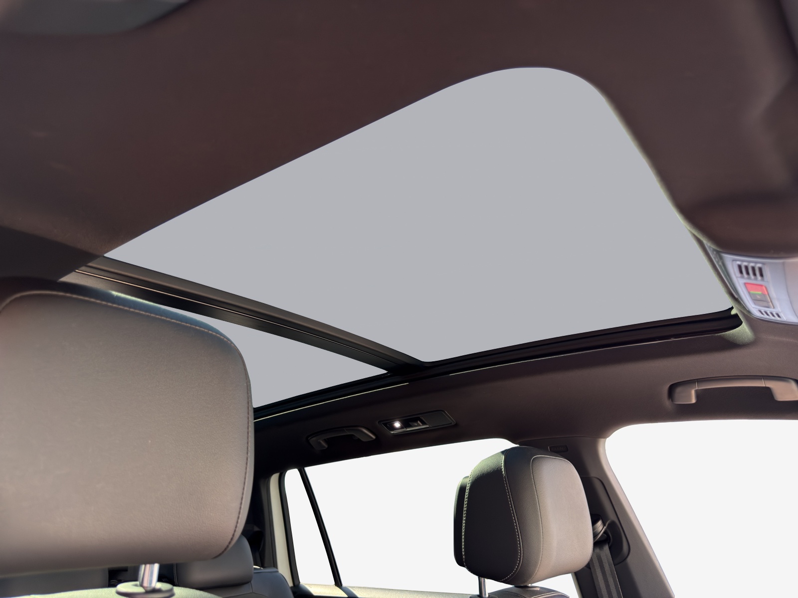 VW Tiguan Allspace 2.0TSI Highline 4Motion DSG-image-14