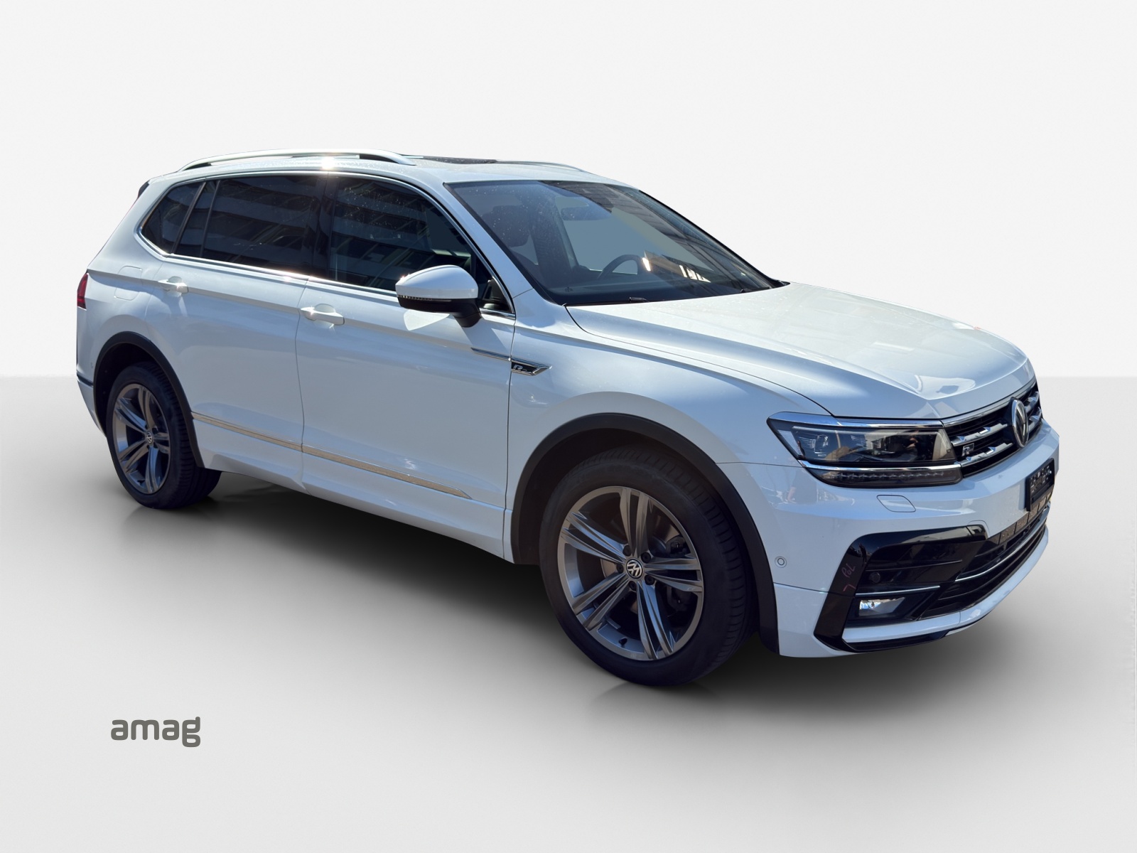 VW Tiguan Allspace 2.0TSI Highline 4Motion DSG-image-5
