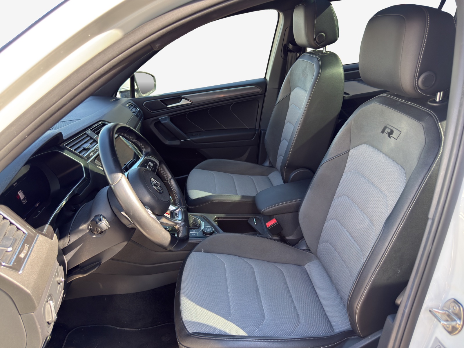 VW Tiguan Allspace 2.0TSI Highline 4Motion DSG-image-7
