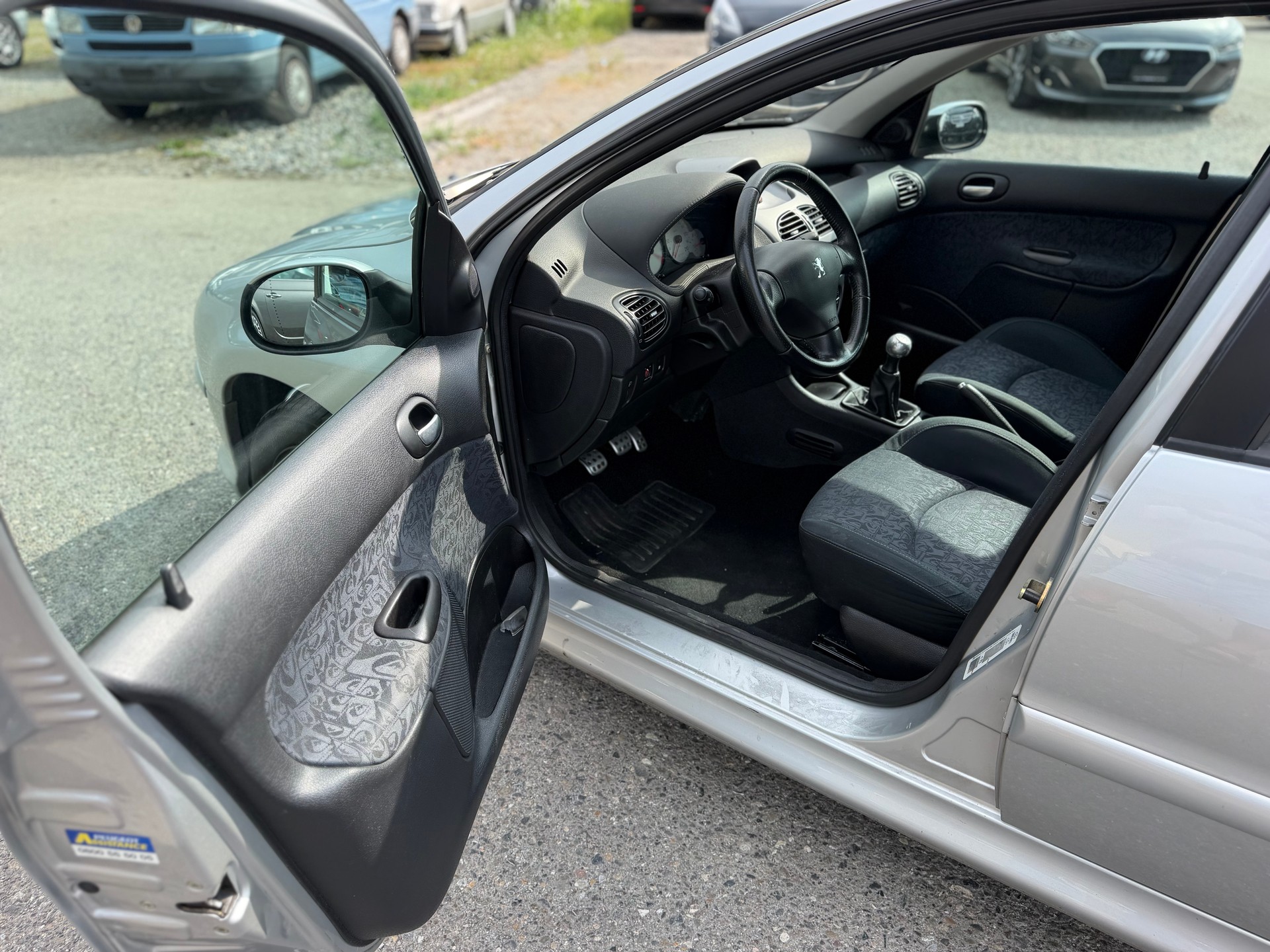 PEUGEOT 206 SW 1.6 16V XS-image-14