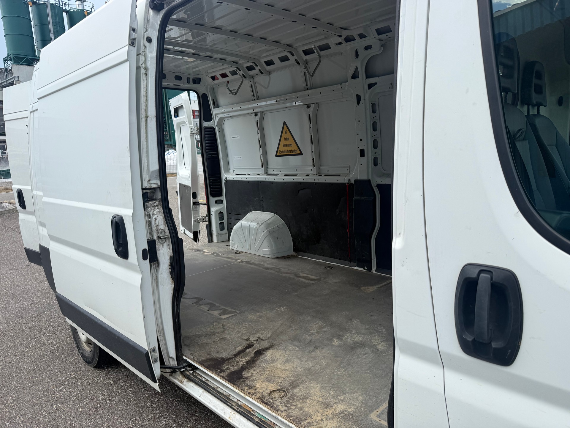 CITROEN Jumper 35 2.0 BlueHDi 130 Confort L3H2-image-6