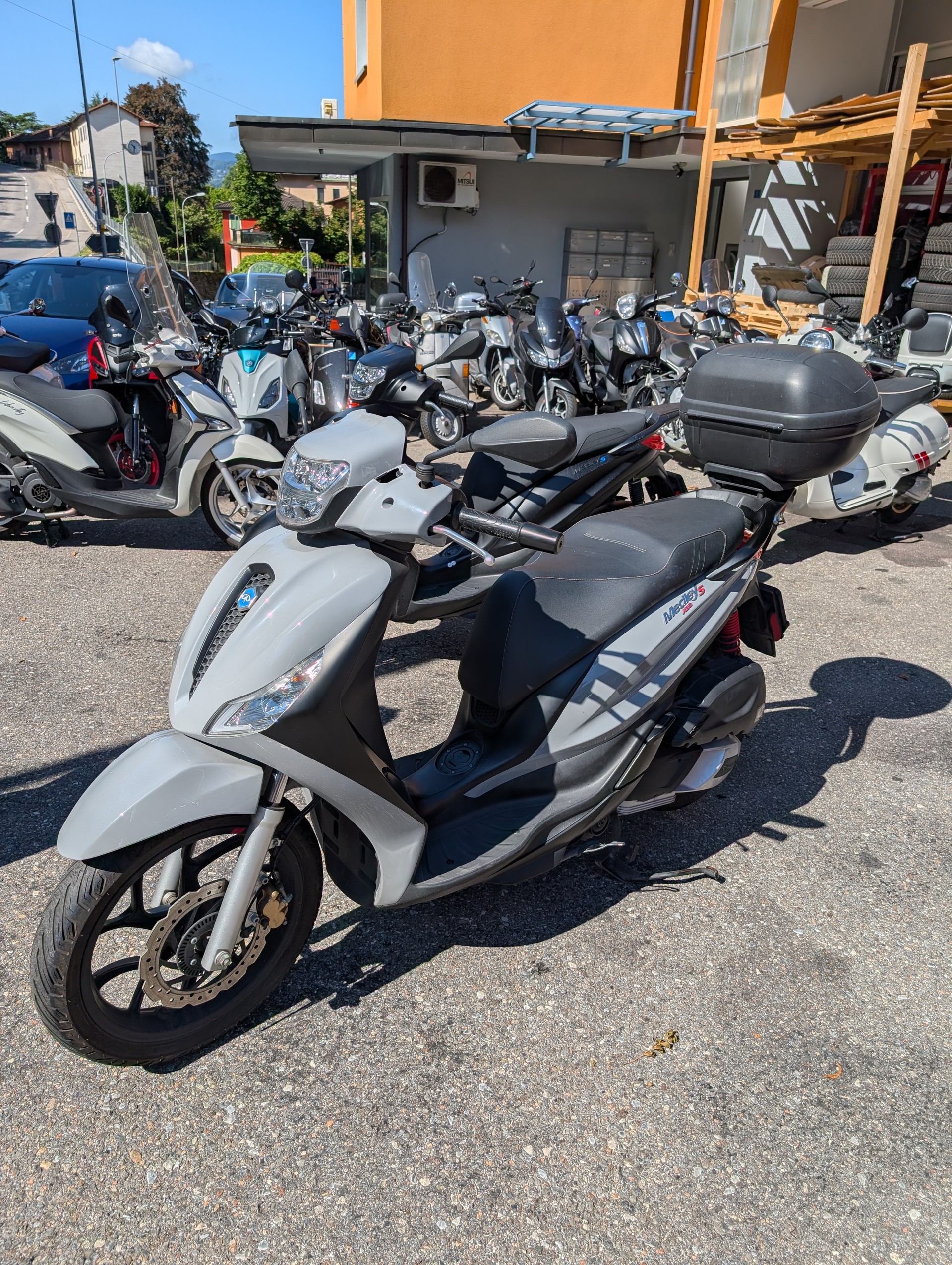 PIAGGIO Medley 125 Sport