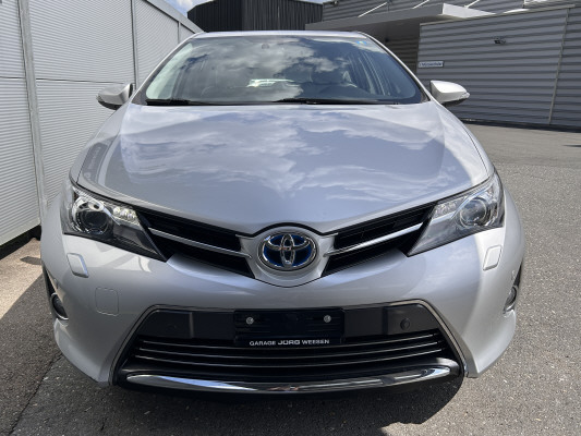 TOYOTA Auris 1.8 VVT-i HSD Sol-image-1
