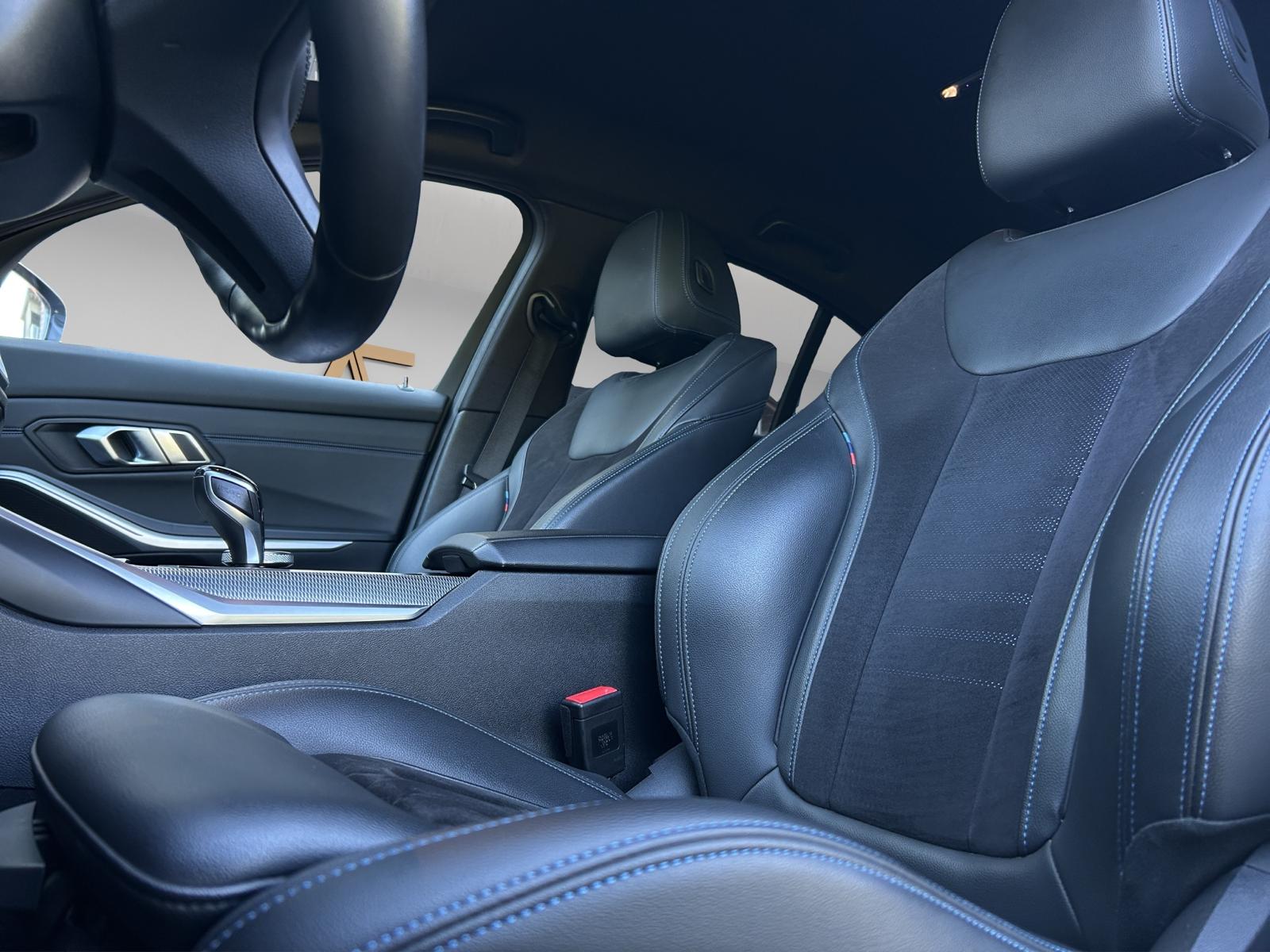 BMW M340i xDrive Steptronic-image-4