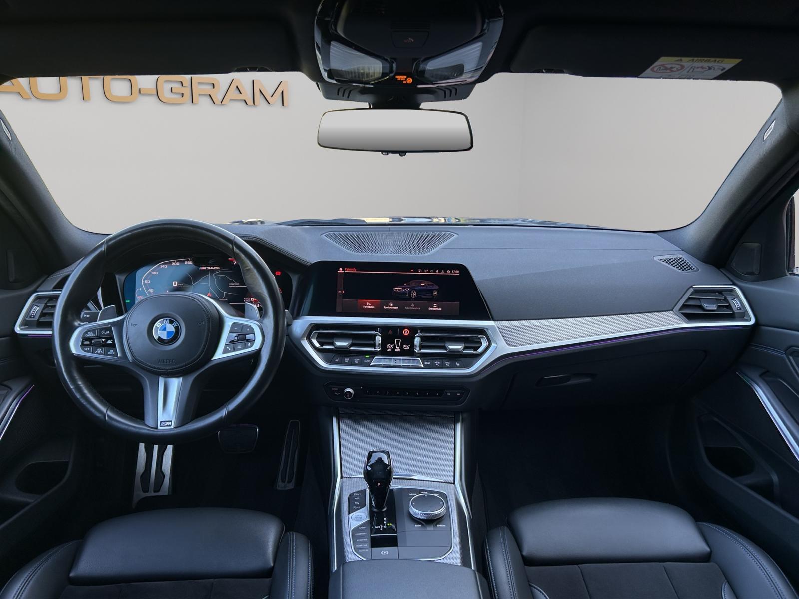 BMW M340i xDrive Steptronic-image-16