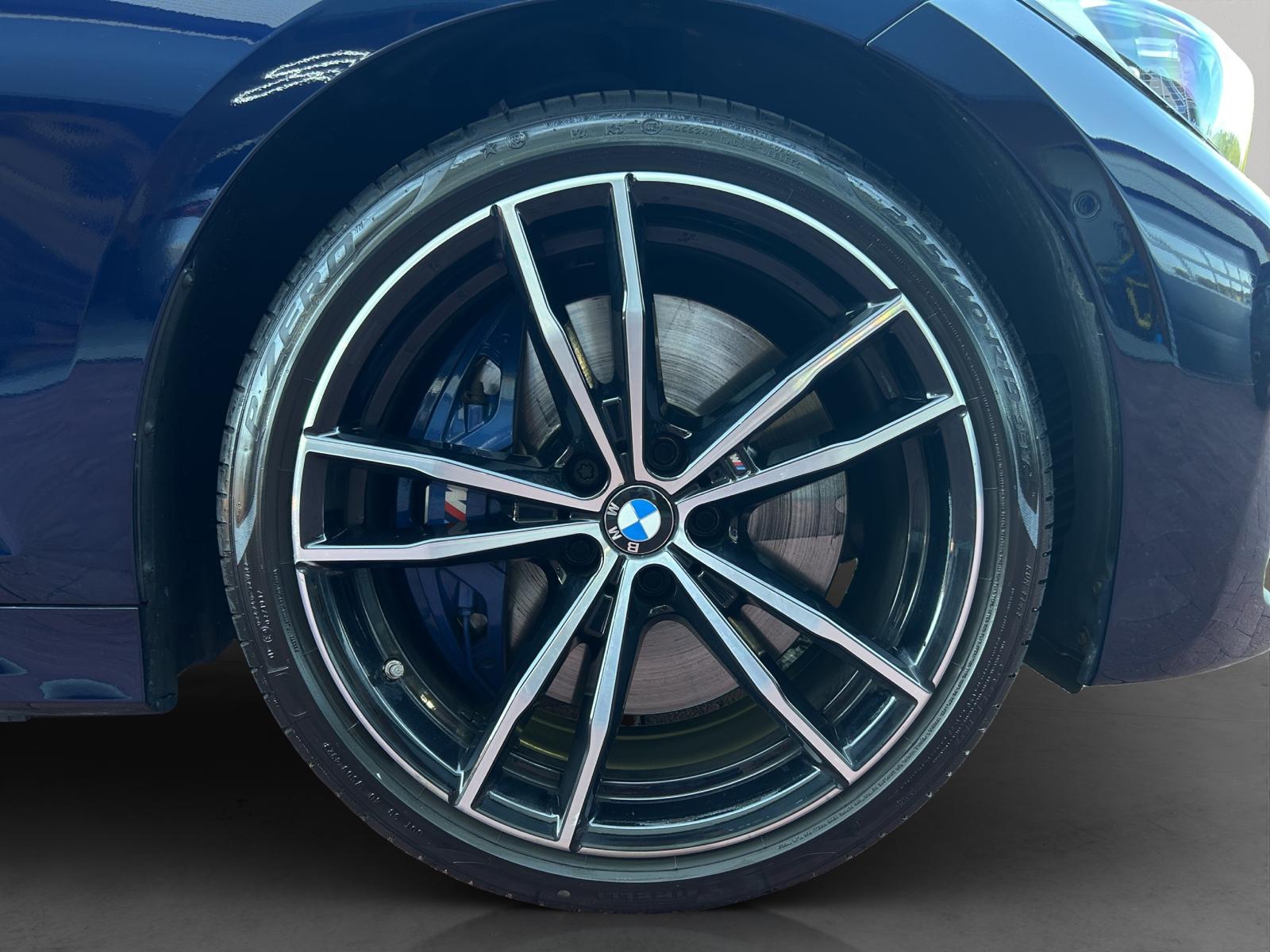 BMW M340i xDrive Steptronic-image-14