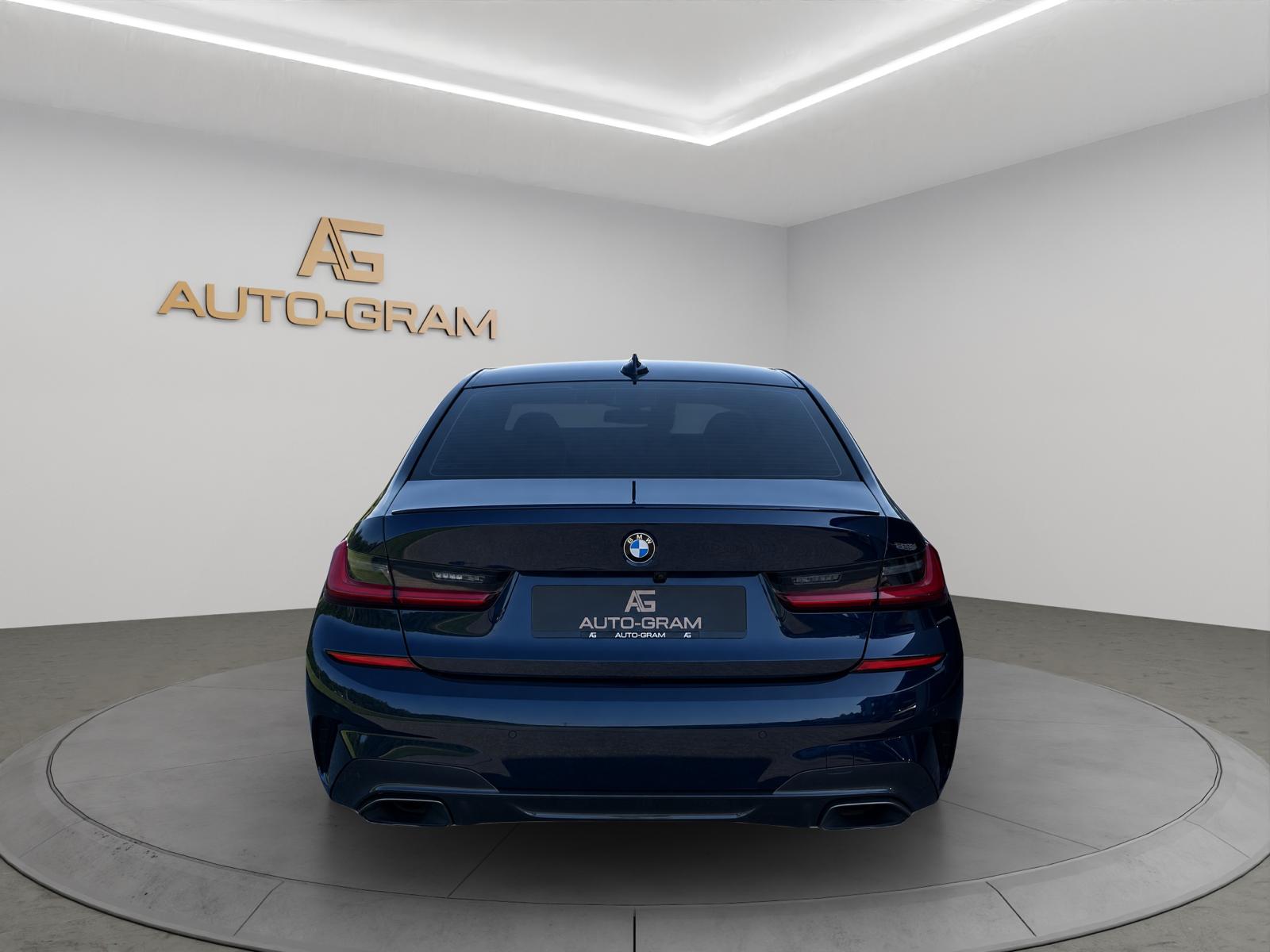 BMW M340i xDrive Steptronic-image-24