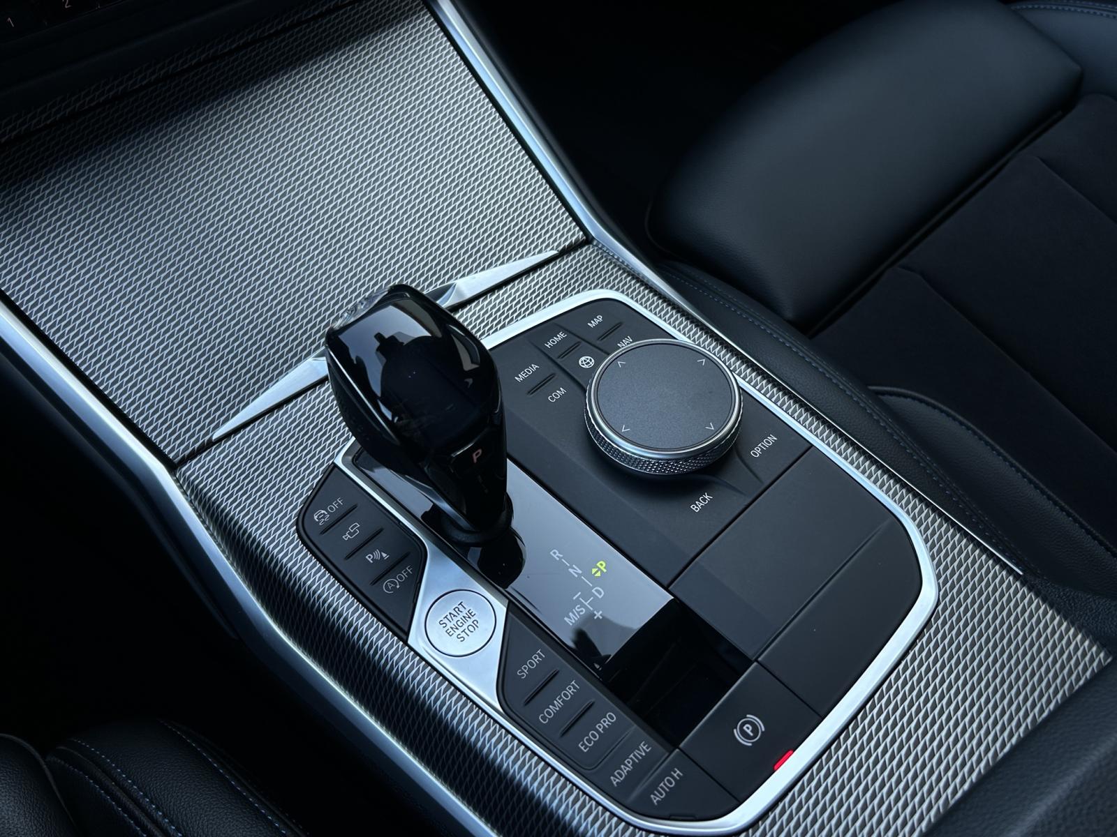 BMW M340i xDrive Steptronic-image-21