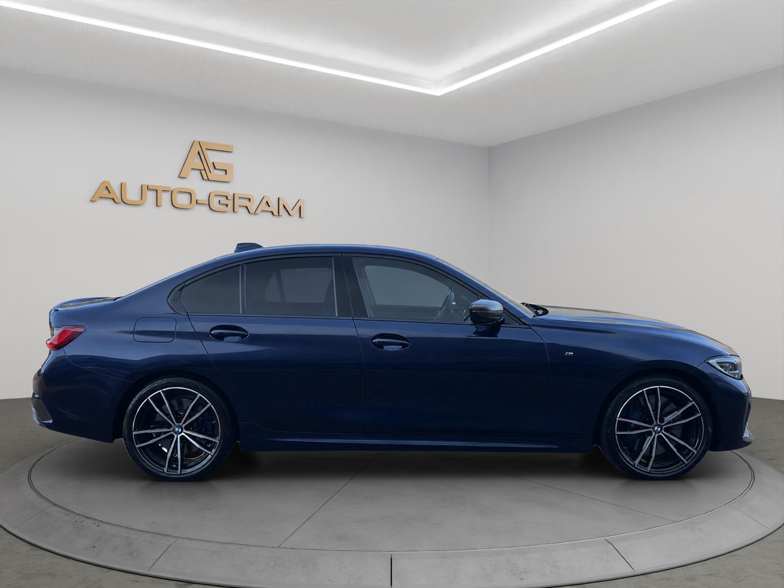 BMW M340i xDrive Steptronic-image-8