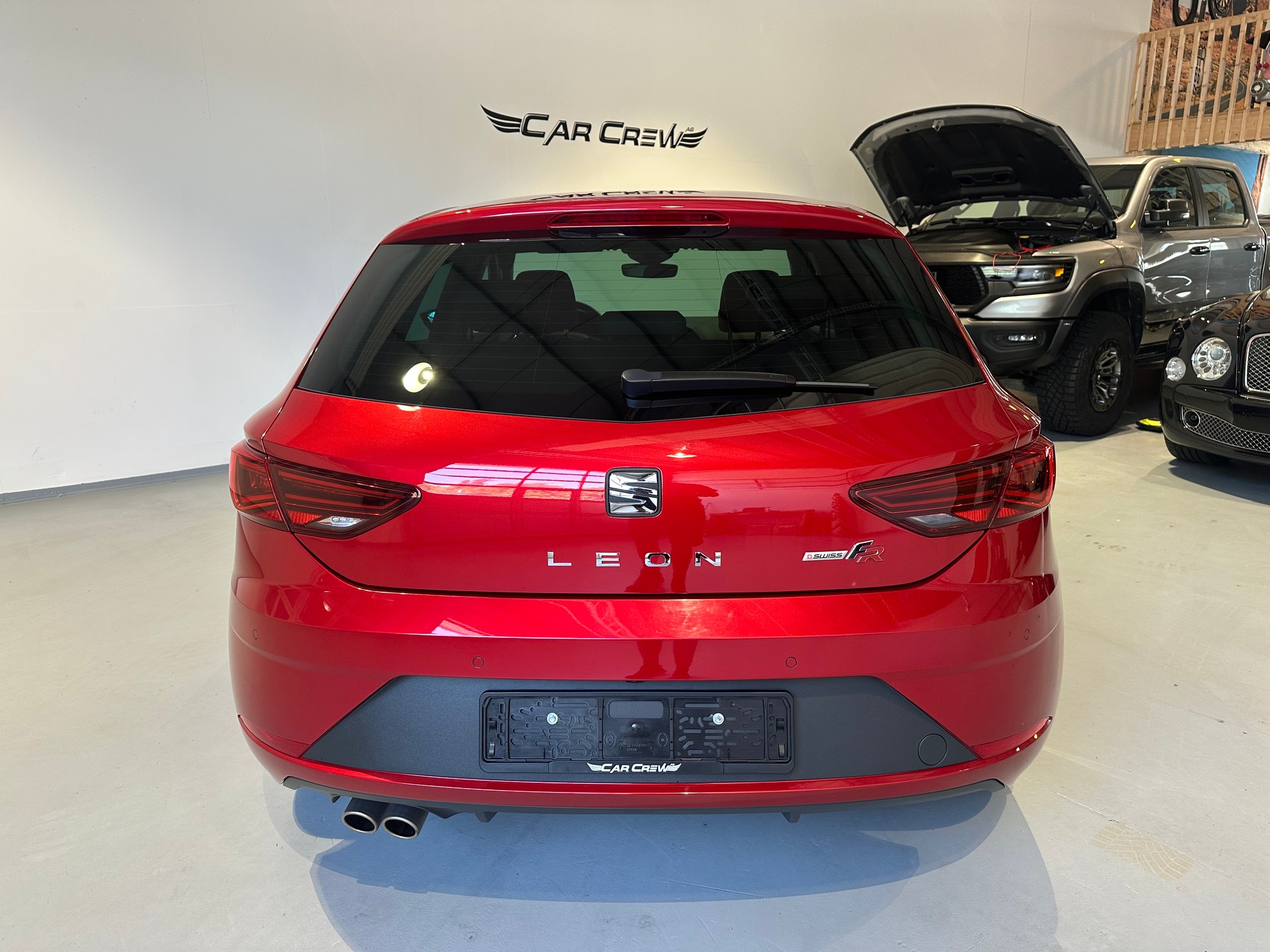SEAT Leon 2.0 TSI FR DSG-image-13