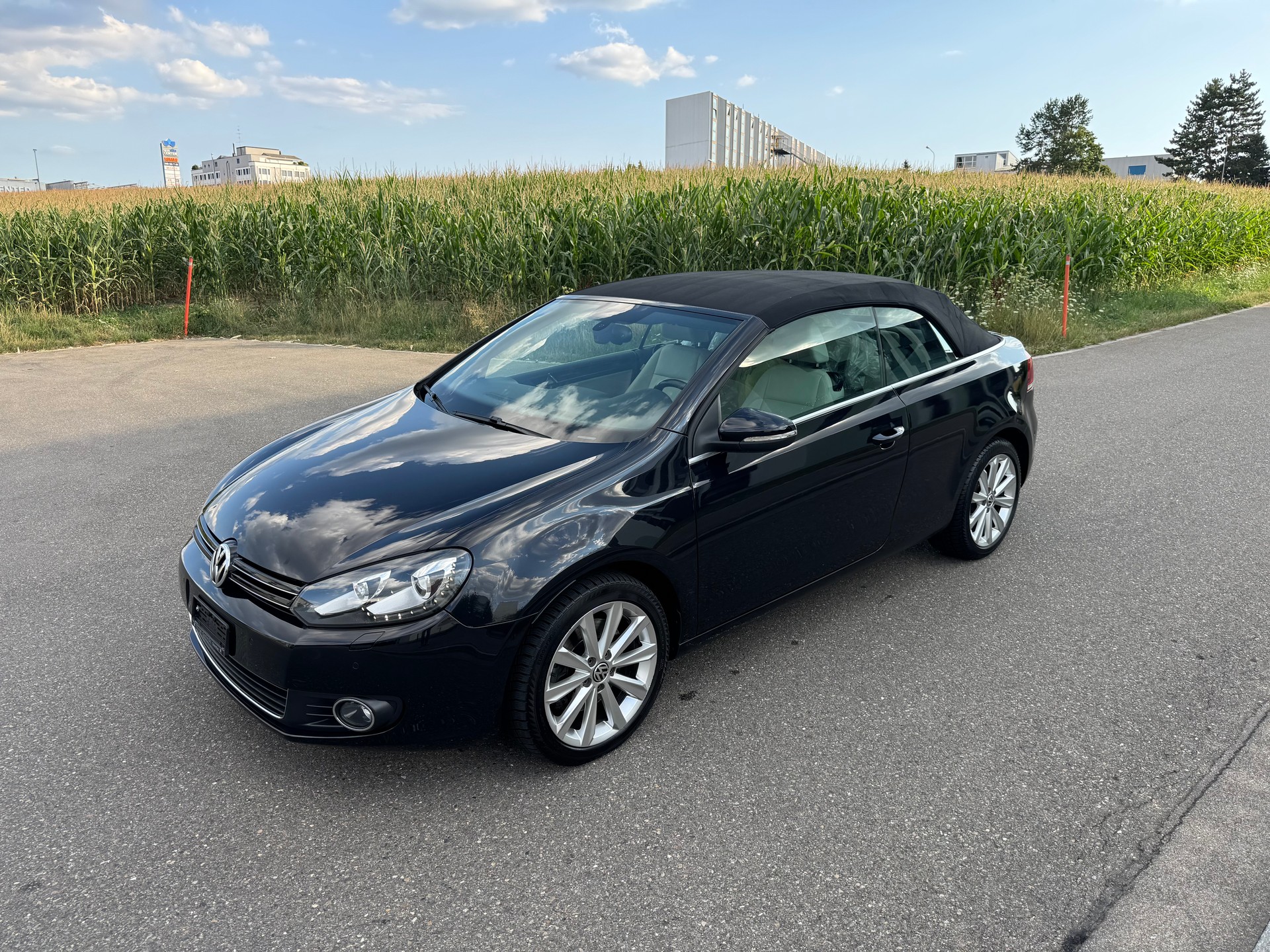 VW Golf Cabrio 1.4 TSI DSG-image-0