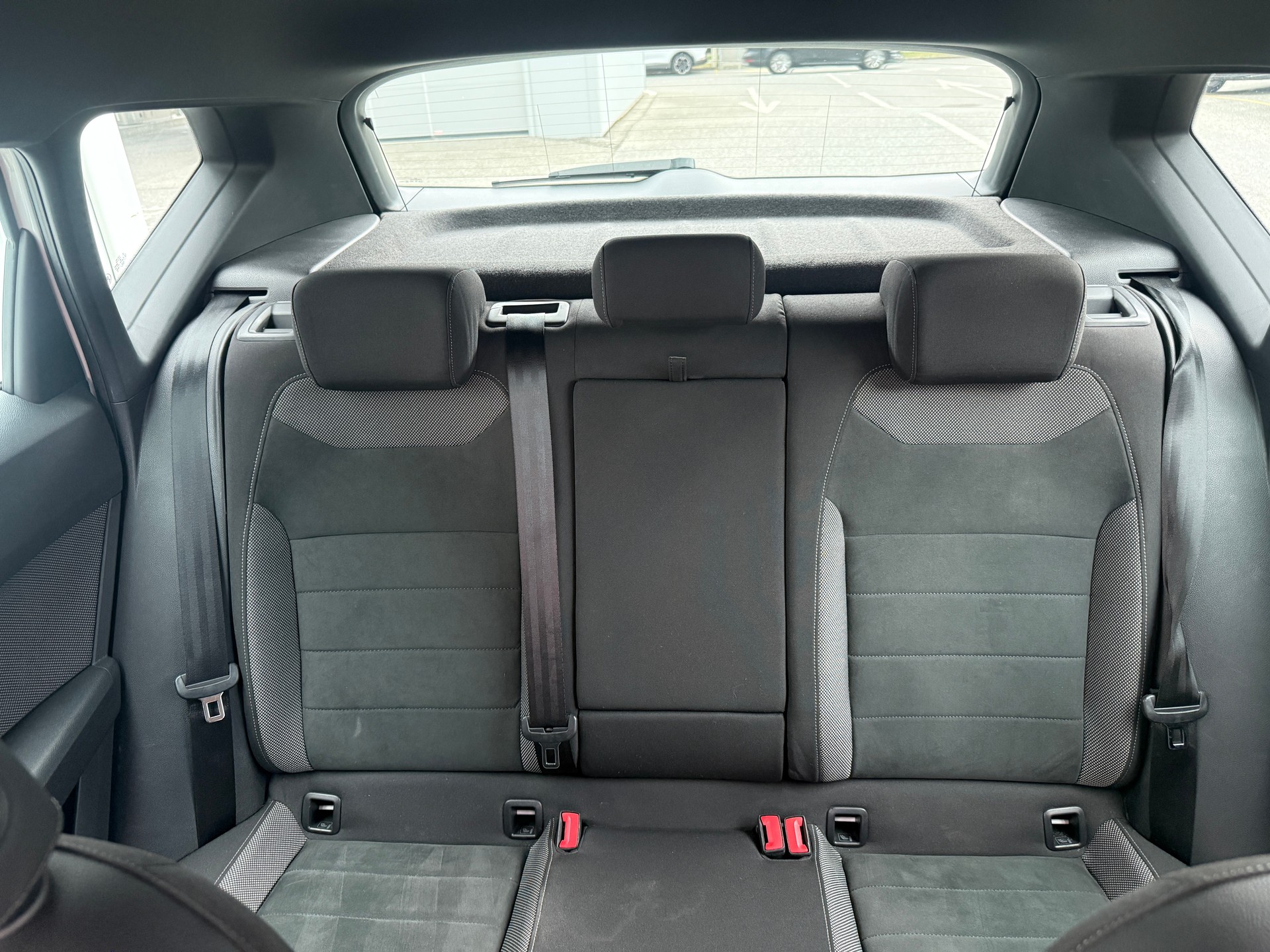 SEAT Ateca 2.0 TDI CR Xcellence 4Drive DSG *1.HAND*-image-18