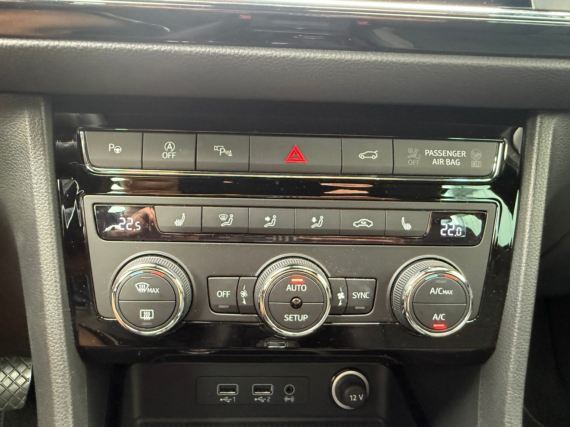 SEAT Ateca 2.0 TDI CR Xcellence 4Drive DSG *1.HAND*-image-25