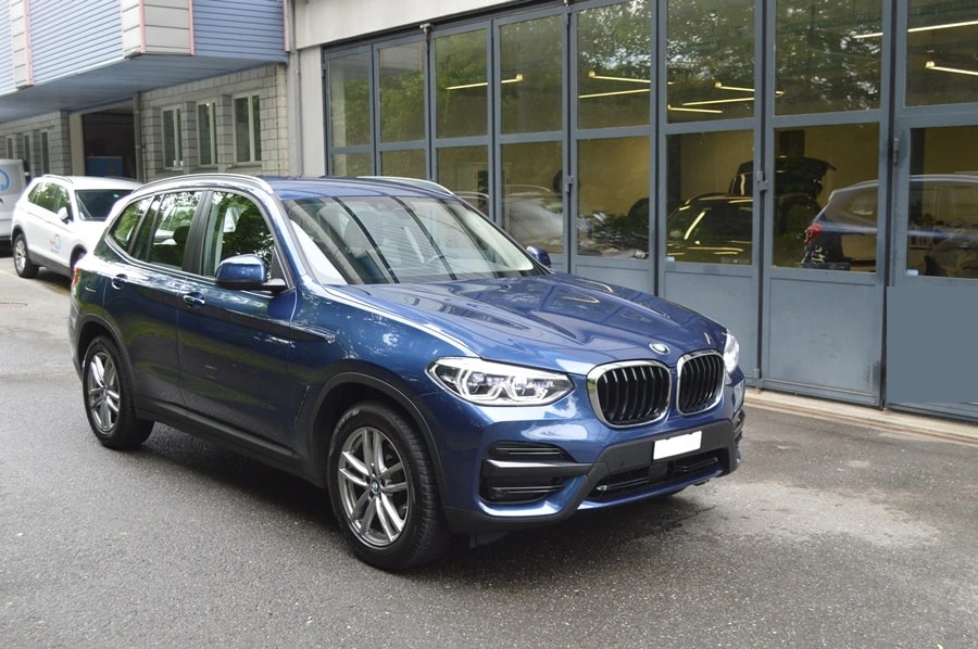 BMW X3 xDrive 20i Steptronic-image-0