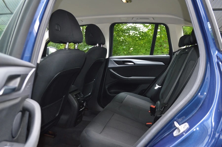 BMW X3 xDrive 20i Steptronic-image-5