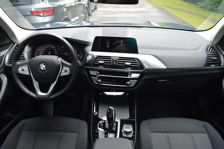 BMW X3 xDrive 20i Steptronic-image-8