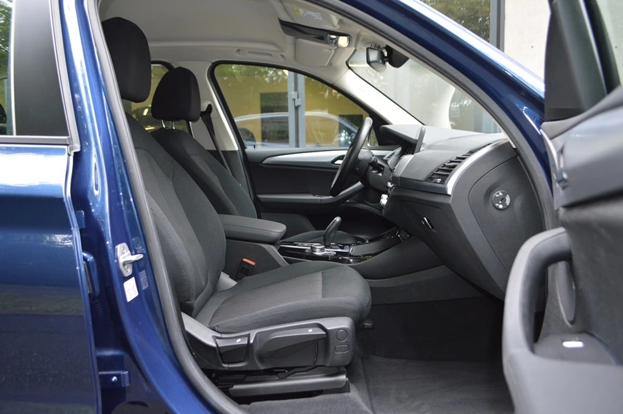 BMW X3 xDrive 20i Steptronic-image-6