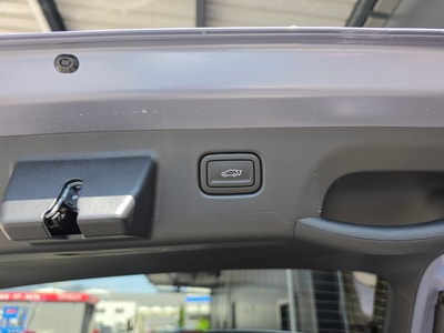 Hyundai Kona 1.6 HEV Vertex — photo 11
