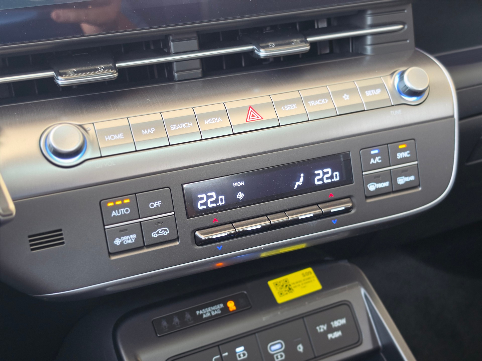 HYUNDAI Kona 1.6 HEV Vertex-image-8