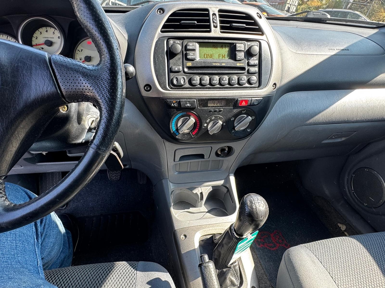 TOYOTA RAV-4 2.0 16V Linea Terra-image-7