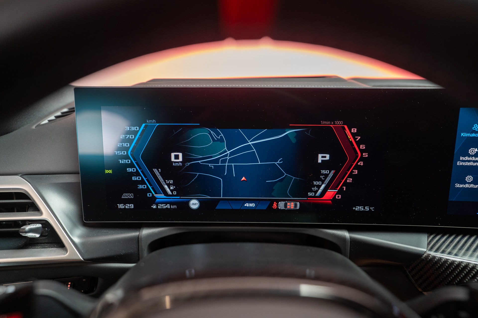 BMW M3 Competition xDrive / LCI / Head-Up / Harman Kardon / Carbon Interieu-image-21