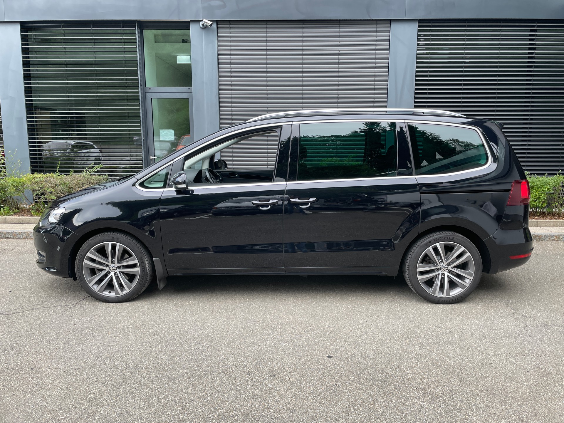 VW Sharan 2.0 TDI BMT Highline 4Motion DSG-image-1