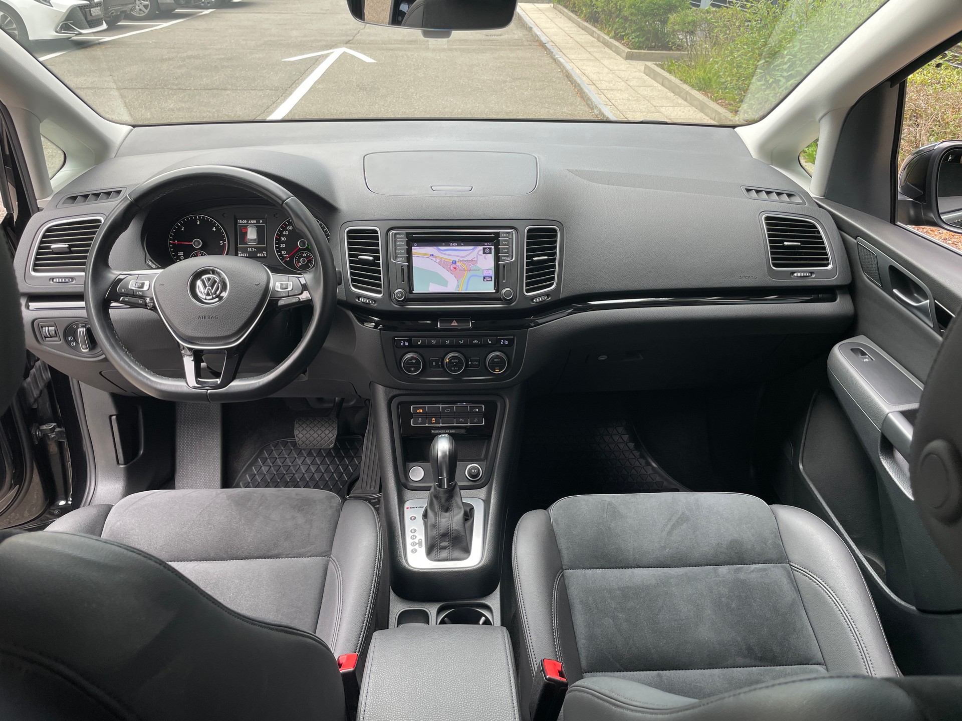VW Sharan 2.0 TDI BMT Highline 4Motion DSG-image-17
