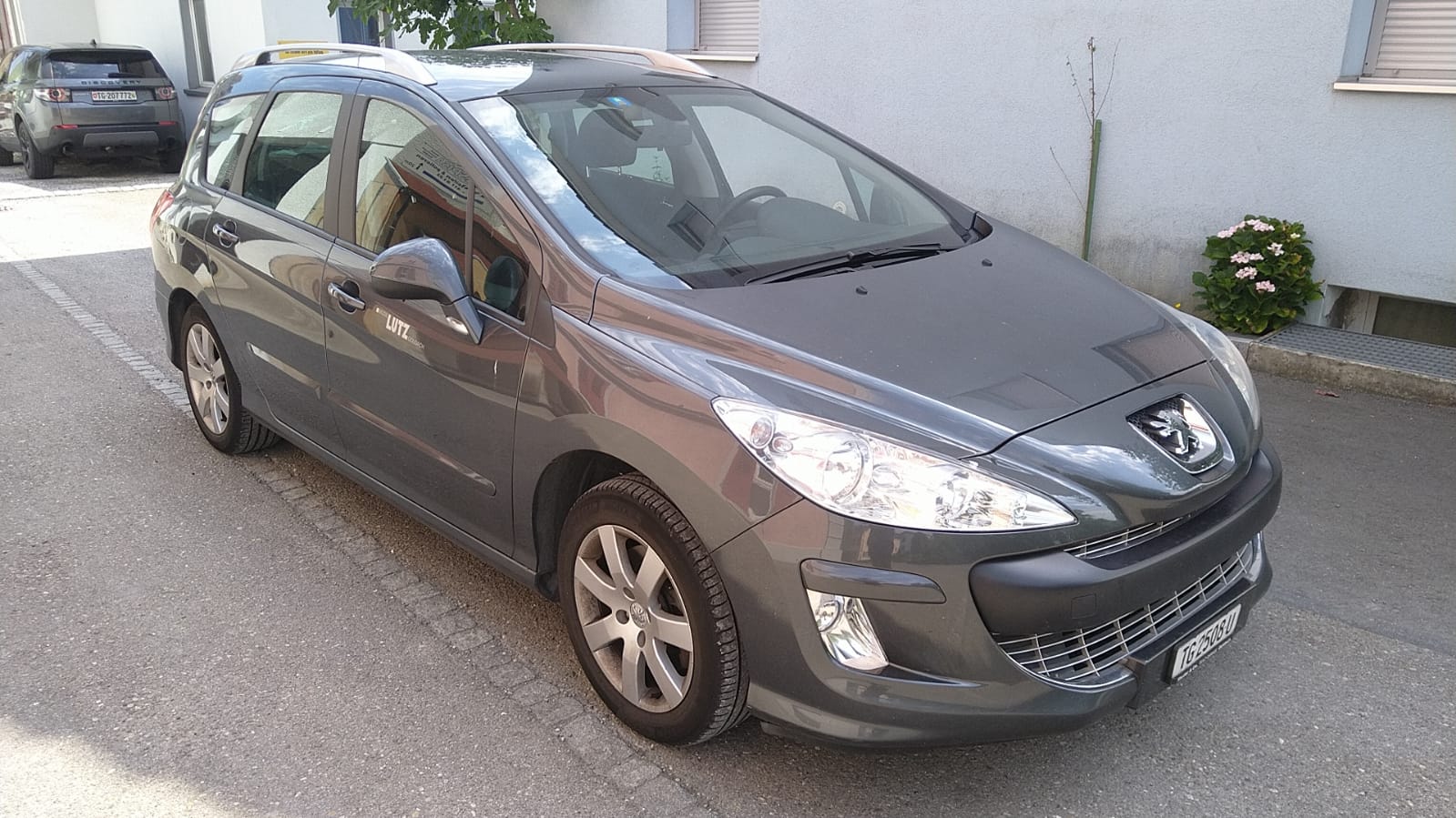 PEUGEOT 308 SW 1.6 16V Turbo Sport Pack Automatic-image-2